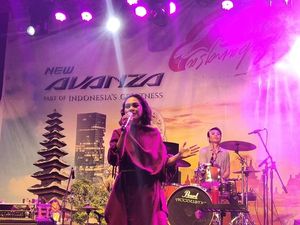 Syahdunya Malam Minggu Avanza-Veloz Sebangsa Bareng Andien