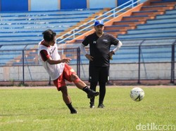 Bertekad Lanjutkan Kemenangan, Persela Asah Penyelesaian Akhir