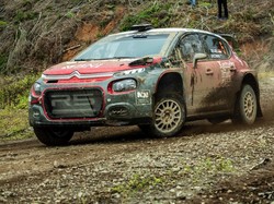 Pecah Ban dan Penalti Warnai Hari Pertama Sean di Reli Medan