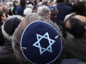 Warga Muslim dan Yahudi di Jerman Bersama Perangi Anti-Semitisme
