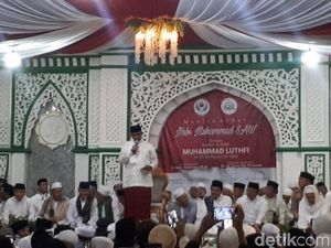 Hadiri Maulid Nabi Bersama Habib Luthfi, Anies Sampaikan Pesan Damai