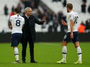 Ada Permintaan Maaf Mourinho ke Fan Saat Spurs Menang atas West Ham