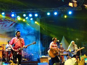 Band Naif Tutup Manis Avanza-Veloz Sebangsa di Bekasi Band Naif Tutup Manis Avanza-Veloz Sebangsa di Bekasi