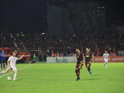 Bali United Kalah, Teco Angkat Topi atas Penampilan Kiper PSM