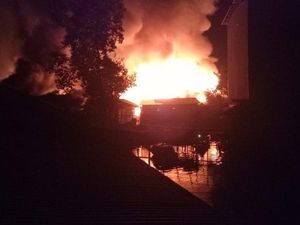 Video Api Hanguskan Ratusan Rumah di Pulau Sebuku