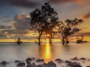 Adalah Benar Jika Banten Jadi Surga Sunset van Java