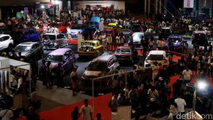 Ribuan Mobil Honda Berpesta di Jakarta