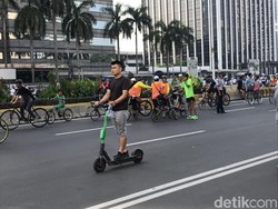 Ruang Gerak Skuter Listrik Dibatasi, Ini Tanggapan Bos Grab