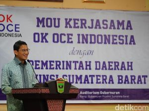 Sandiaga Uno Kenalkan OK OCE ke Warga Sumatera Barat Sandiaga Uno Kenalkan OK OCE ke Warga Sumatera Barat