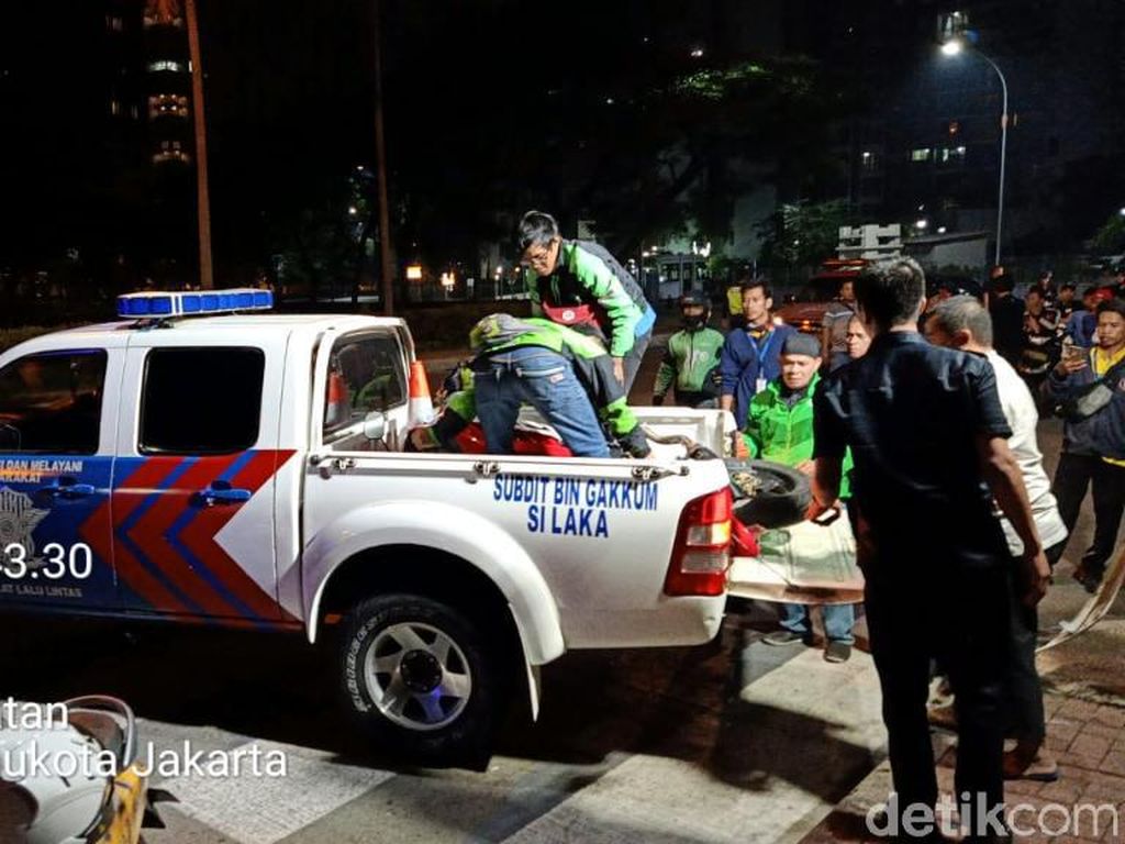 Pengemudi Motor Sport yang Tewaskan Pembonceng di Jaksel Jadi Tersangka Pengemudi Motor Sport yang Tewaskan Pembonceng di Jaksel Jadi Tersangka