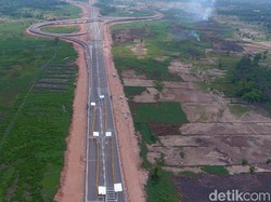 100 Hari Kerja, Jokowi Kebut Pengoperasian Tol Molor