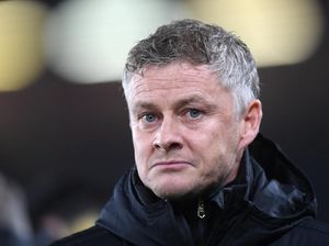 Balasan Solskjaer pada Raiola Usai Serang Man United