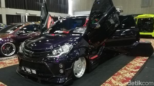 Modifikasi Xenia Ini Isinya Speaker Semua