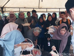 Ibunda Meutya Hafid Wafat, Menpora-Wamendag Hadir di Pemakaman