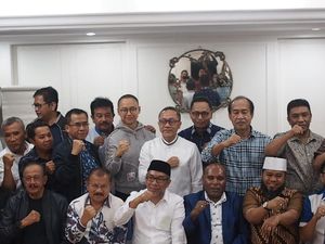 Ramai-ramai 28 DPW PAN Minta Zulhas Jadi Ketum Lagi