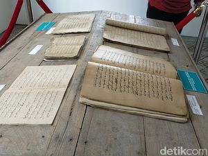 Diisi Barang-barang Kuno, Dari Mana Museum Pendidikan Mendapat Koleksinya?