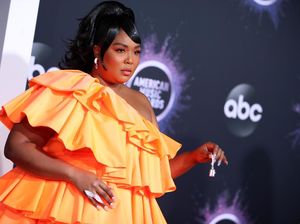 Belajar Mencintai Diri Apa Adanya dari Lizzo