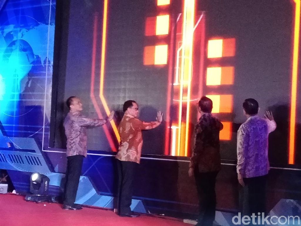 Mendagri Tito: ATM Dukcapil Bisa Cegah Korupsi Mendagri Tito: ATM Dukcapil Bisa Cegah Korupsi