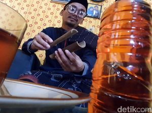 Tonton! Menjadi 19 Cm di Klinik Mak Erot Tonton! Menjadi 19 Cm di Klinik Mak Erot