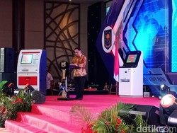 Luncurkan ATM Dukcapil, Mendagri Harap Jadi Contoh Layanan Publik Lain