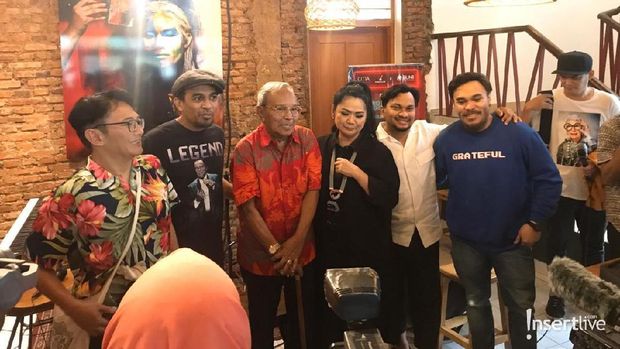 Bob Tutupoly dan Musisi Tanah Air