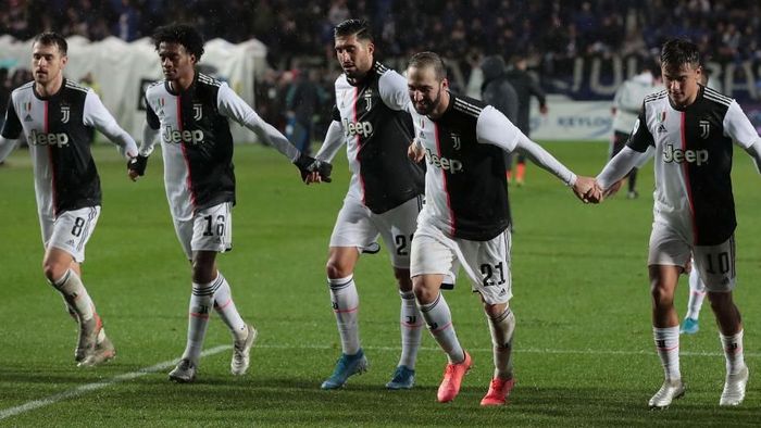 Juventus tetap memuncaki klasemen sementara Liga Italia. Foto: Emilio Andreoli/Getty Images Juventus tetap memuncaki klasemen sementara Liga Italia. Foto: Emilio Andreoli/Getty Images