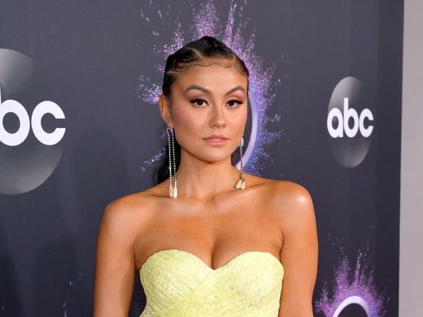 Potret Transformasi Gaya Agnez Mo di 3 Tahun Berbeda American Music Awards