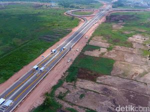 10 Jalan Tol Unik di Indonesia, Mulai di Atas Laut hingga Terowongan Gajah 10 Jalan Tol Unik di Indonesia, Mulai di Atas Laut hingga Terowongan Gajah