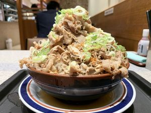 Wow! Soba Terberat di Tokyo Ini Punya Topping 1,2 Kg Daging