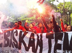 Ratusan Orang Minta Pemerintah Bebaskan Suporter yang Ditahan di Malaysia