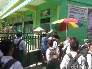 Mediasi Buntu, Gedung MI Darul Ulum di Pasuruan Belum Dibuka Mediasi Buntu, Gedung MI Darul Ulum di Pasuruan Belum Dibuka
