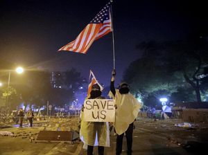 Trump Teken RUU Dukung Demonstran Hong Kong, China Marah Trump Teken RUU Dukung Demonstran Hong Kong, China Marah