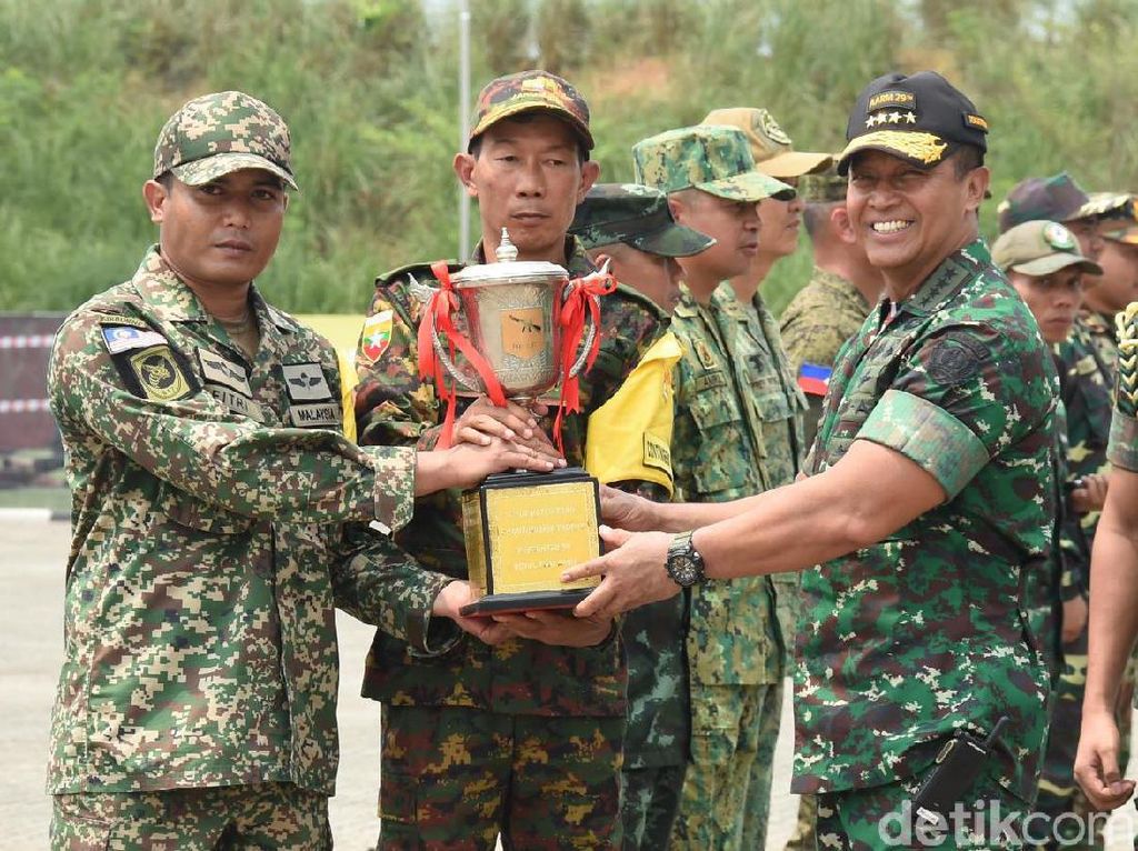 AARM Ajang Persahabatan Tentara di ASEAN AARM Ajang Persahabatan Tentara di ASEAN