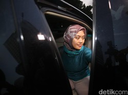 Begini Isi Garasi Wakil Gubernur Lampung Chusnunia Chalim