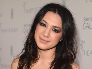 Michelle Branch Ditangkap Usai Putuskan Berpisah dari Suami Michelle Branch Ditangkap Usai Putuskan Berpisah dari Suami