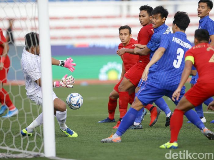 Egy Maulana Vikri membantu Indonesia menyudahi puasa kemenangan atas Thailand di SEA Games. (Foto: Grandyos Zafna/detikSport) Egy Maulana Vikri membantu Indonesia menyudahi puasa kemenangan atas Thailand di SEA Games. (Foto: Grandyos Zafna/detikSport)