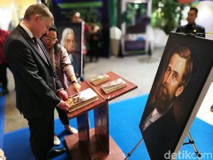 Dubes Inggris Kunjungi Pameran Wallacea Week di Makassar Dubes Inggris Kunjungi Pameran Wallacea Week di Makassar