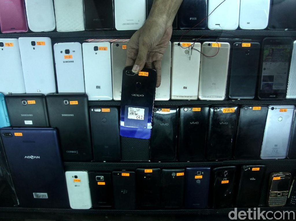 Kominfo Blusukan ke Batam Kenalkan IMEI Kominfo Blusukan ke Batam Kenalkan IMEI