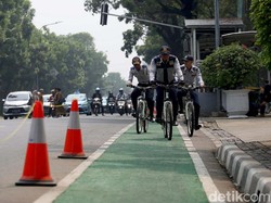Sepeda Masuk Jalur Lalu Lintas Perlu SIM Juga?