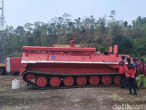 Kolaborasi dengan Rusia, Pindad Bikin Tank Baja Khusus Pemadam Api