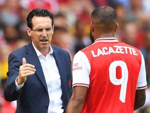 Krisis Arsenal Membesar, Emery Ribut dengan Lacazette Krisis Arsenal Membesar, Emery Ribut dengan Lacazette