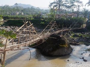 Potret Jembatan Antar Kabupaten di Jawa Tengah yang Memprihatinkan