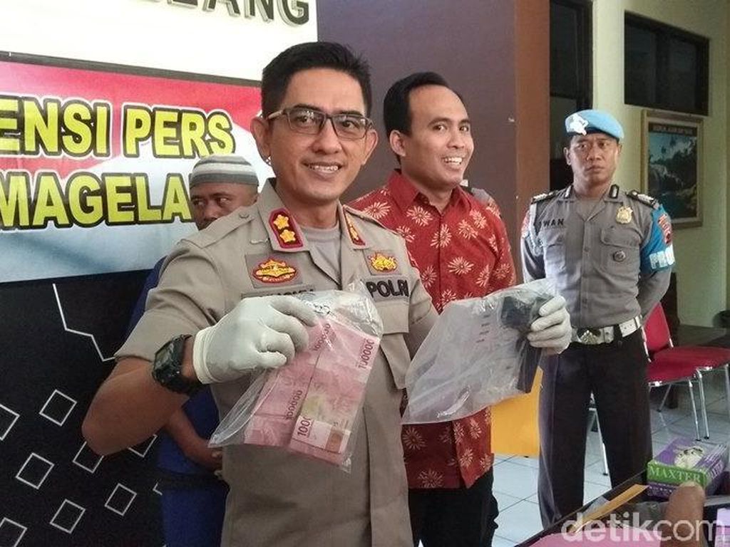 Pilkades di Magelang, Seorang Warga Diamankan Bawa Senpi ke TPS Pilkades di Magelang, Seorang Warga Diamankan Bawa Senpi ke TPS