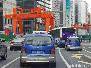 Robo Taksi Uji Coba di Shanghai, Bisa Ditumpangi Gratis
