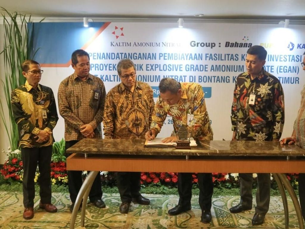 BNI Biayai Pabrik Amonium Nitrat di Bontang BNI Biayai Pabrik Amonium Nitrat di Bontang