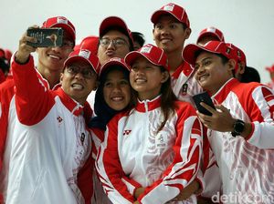 Begini Gaya Atlet SEA Games Indonesia saat Swafoto Begini Gaya Atlet SEA Games Indonesia saat Swafoto
