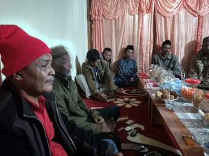 Kata Camat, Kades Terpilih Fauzi yang Hilang Pernah Bepergian Berhari-hari Kata Camat, Kades Terpilih Fauzi yang Hilang Pernah Bepergian Berhari-hari