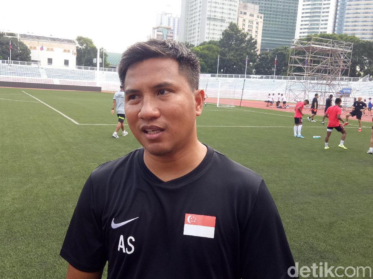 Asisten pelatih Singapura, Noh Alam Shah, memuji permainan Timnas Indonesia U-22 enak ditonton.  (Foto: Randy Prasatya/detikcom)