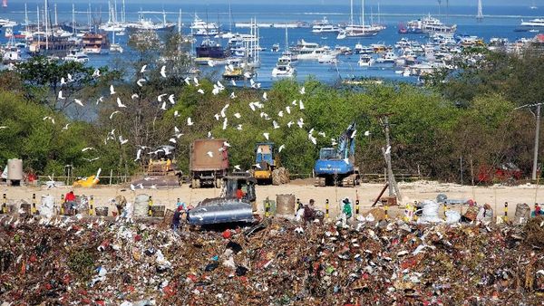 Ancaman Mengerikan Sampah Plastik di Pulau Dewata