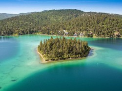 Pulau laksana Sepotong Surga di Bumi Seharga Nyaris Rp 8 Miliar